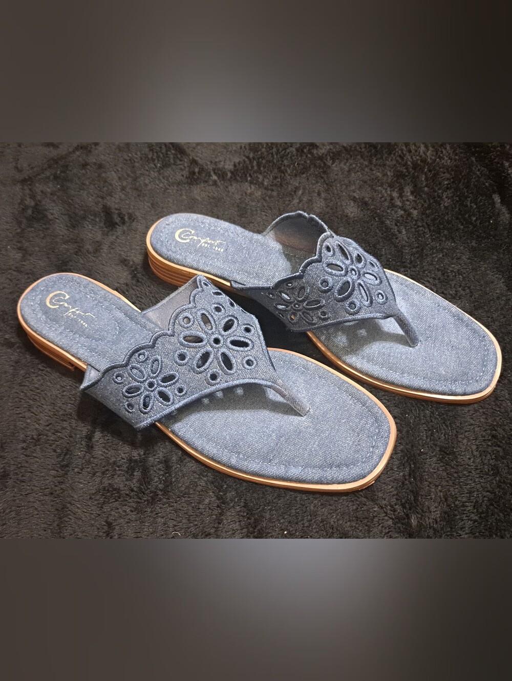 Comfort Navy Floral Cutout Thong Sandals Sz 12